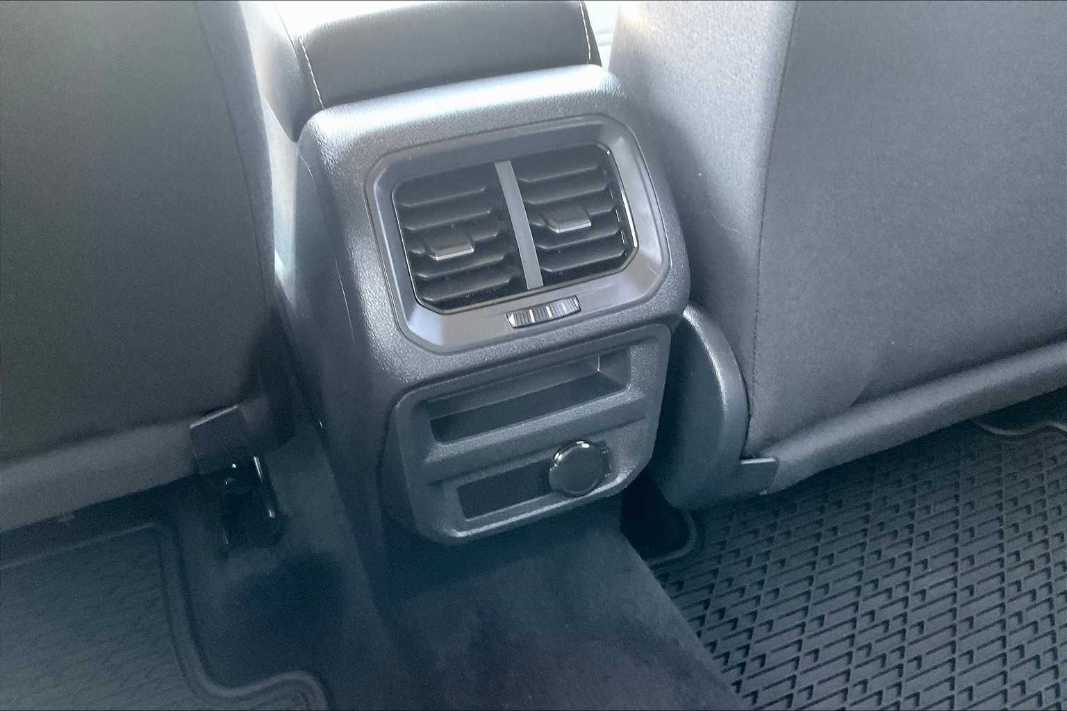 2022 Volkswagen Tiguan S - Photo 26