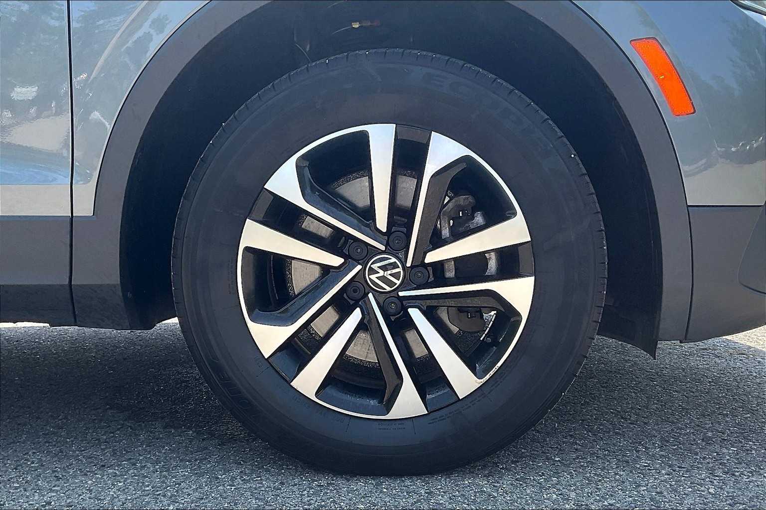 2022 Volkswagen Tiguan S - Photo 7
