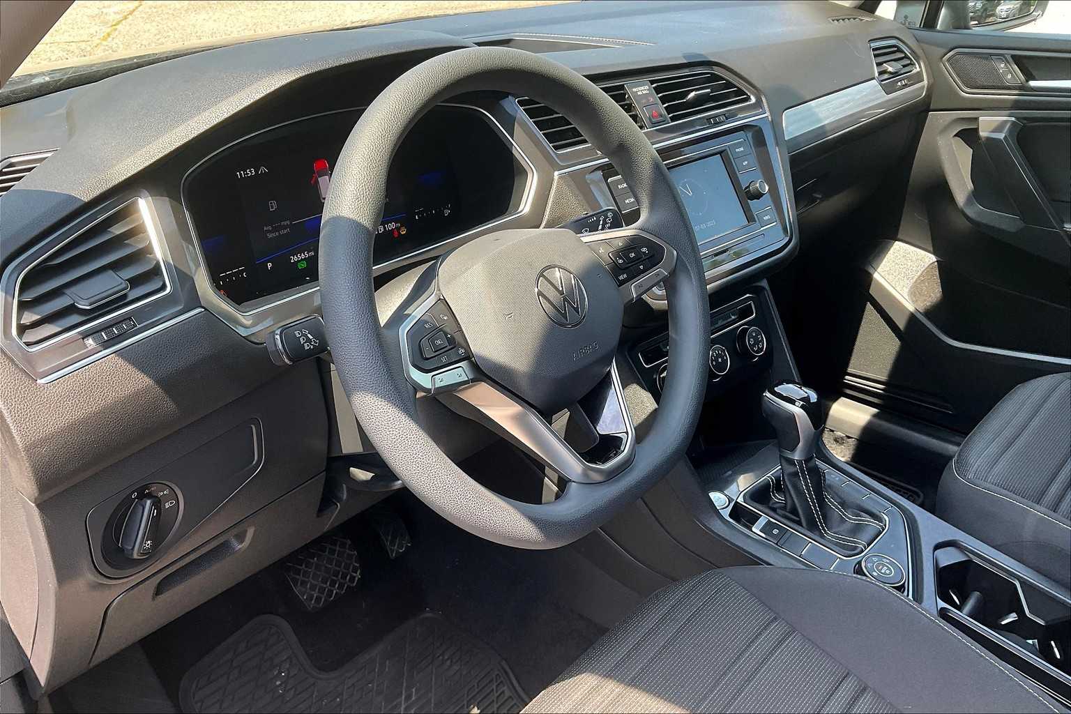 2022 Volkswagen Tiguan S - Photo 8