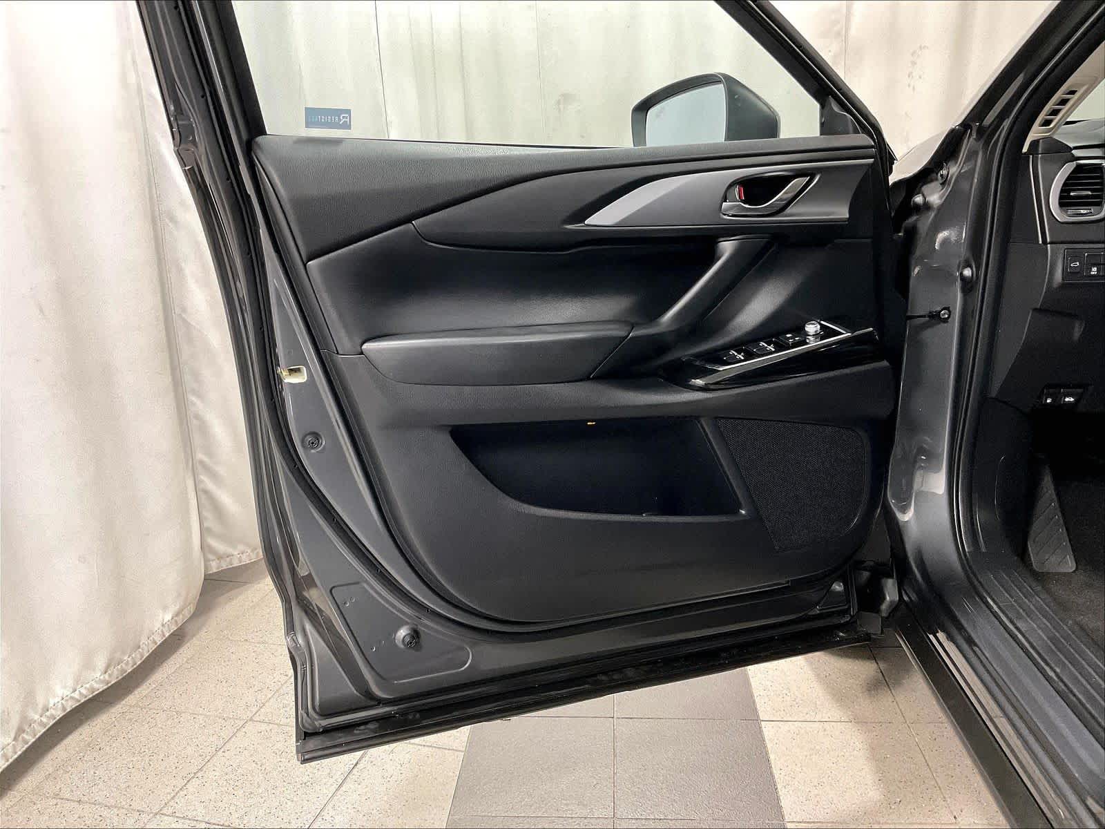 2023 Mazda CX-9 Touring Plus - Photo 9