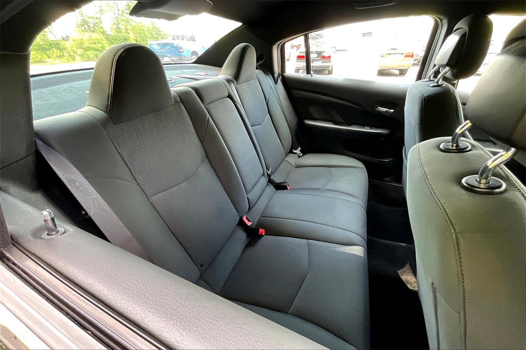 2012 Chrysler 200 LX - Photo 18