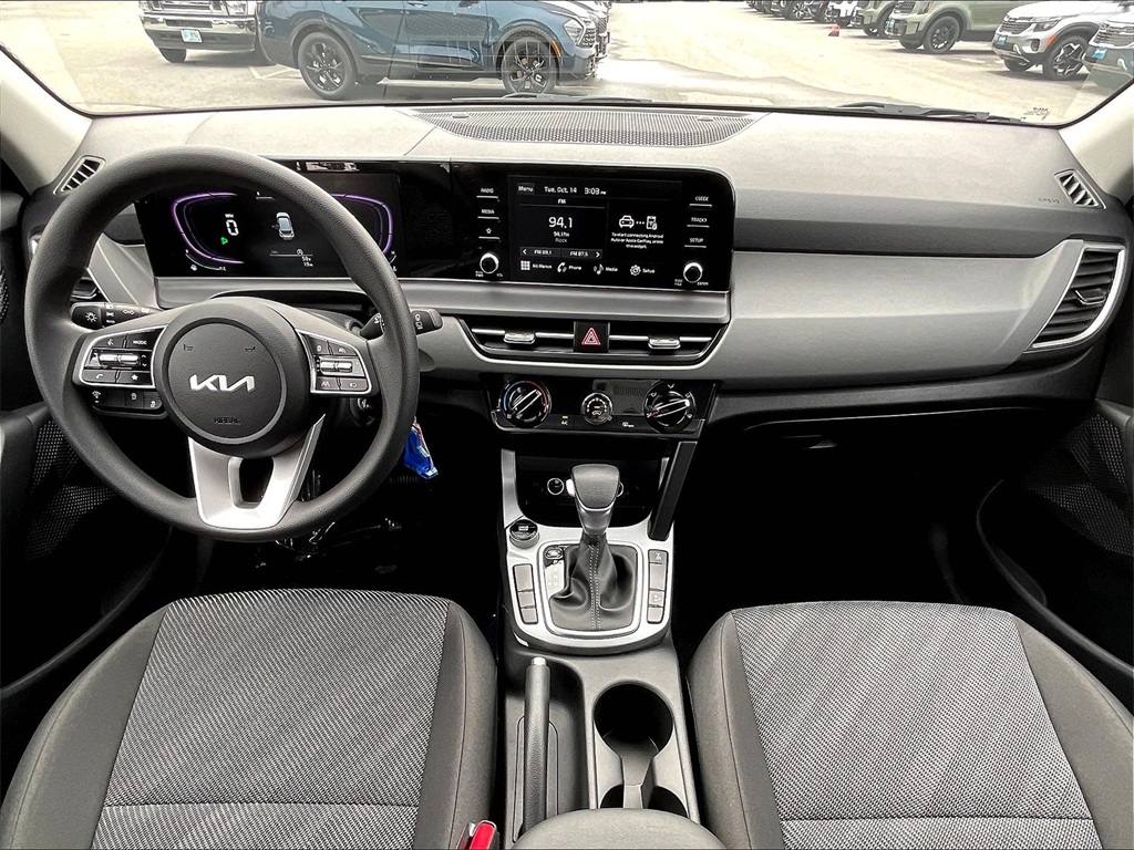 2026 Kia Seltos LX - Photo 12