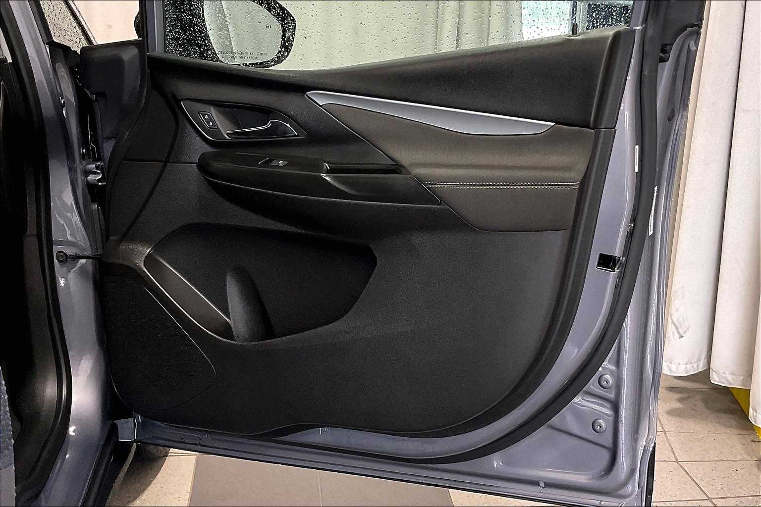 2023 Chevrolet Bolt EV 1LT - Photo 12