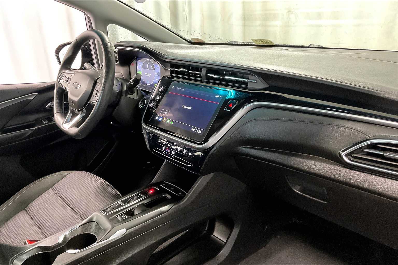 2023 Chevrolet Bolt EV 1LT - Photo 14