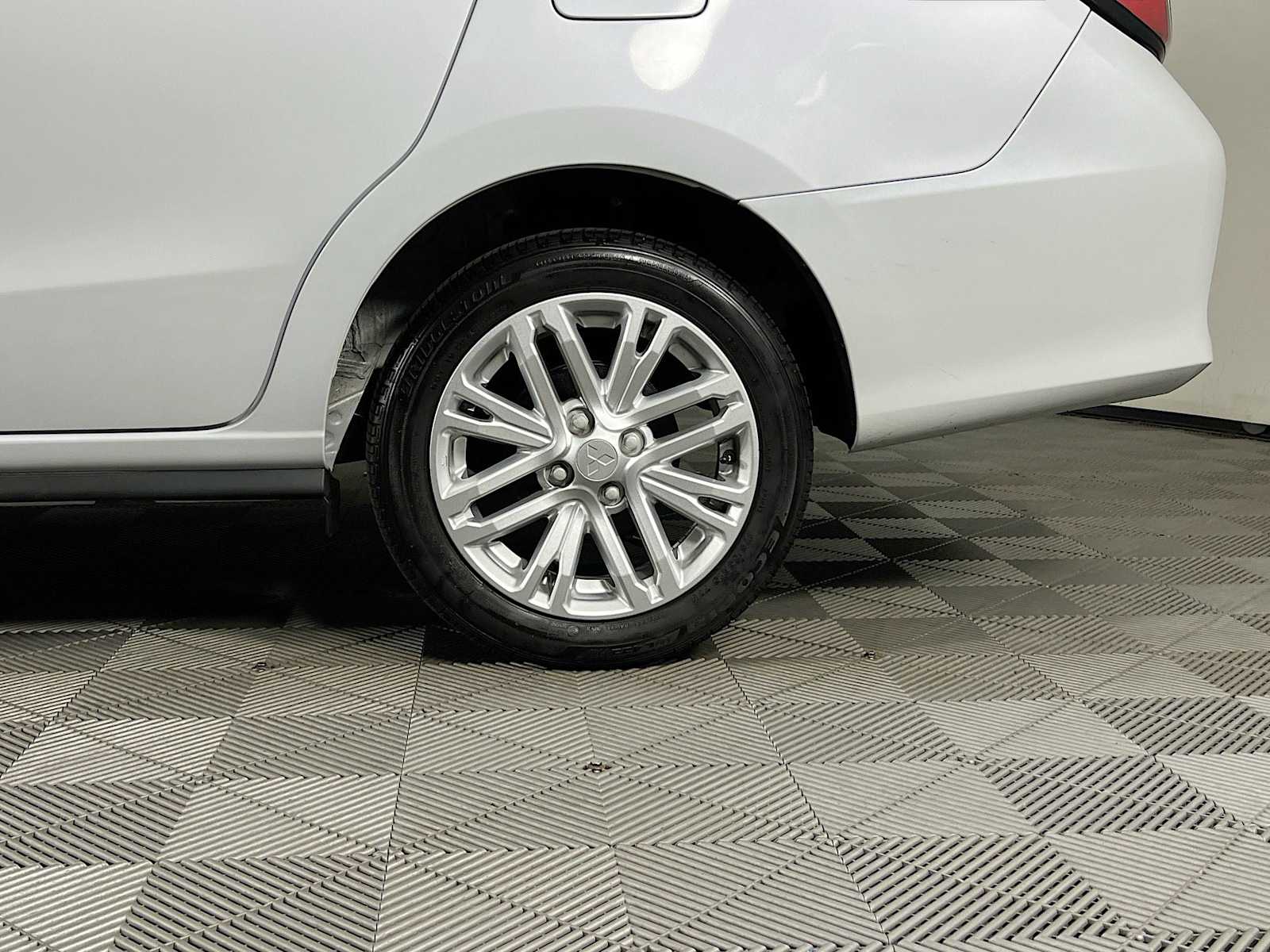 2024 Mitsubishi Mirage G4 SE - Photo 29