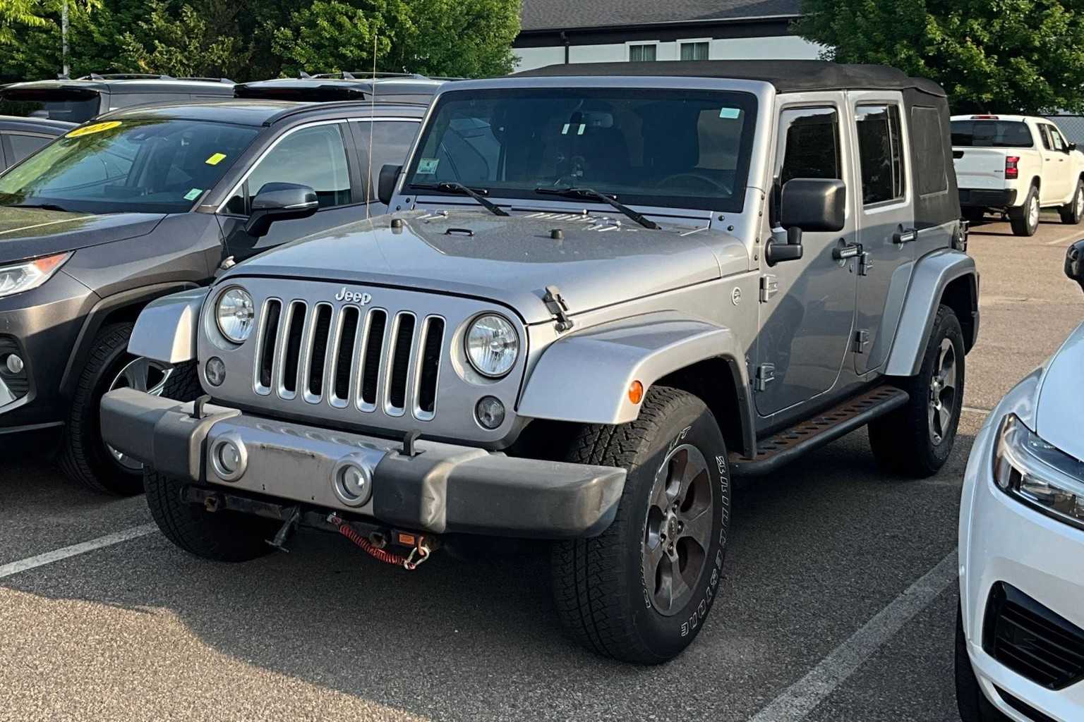2016 Jeep Wrangler Unlimited Sahara - Photo 3