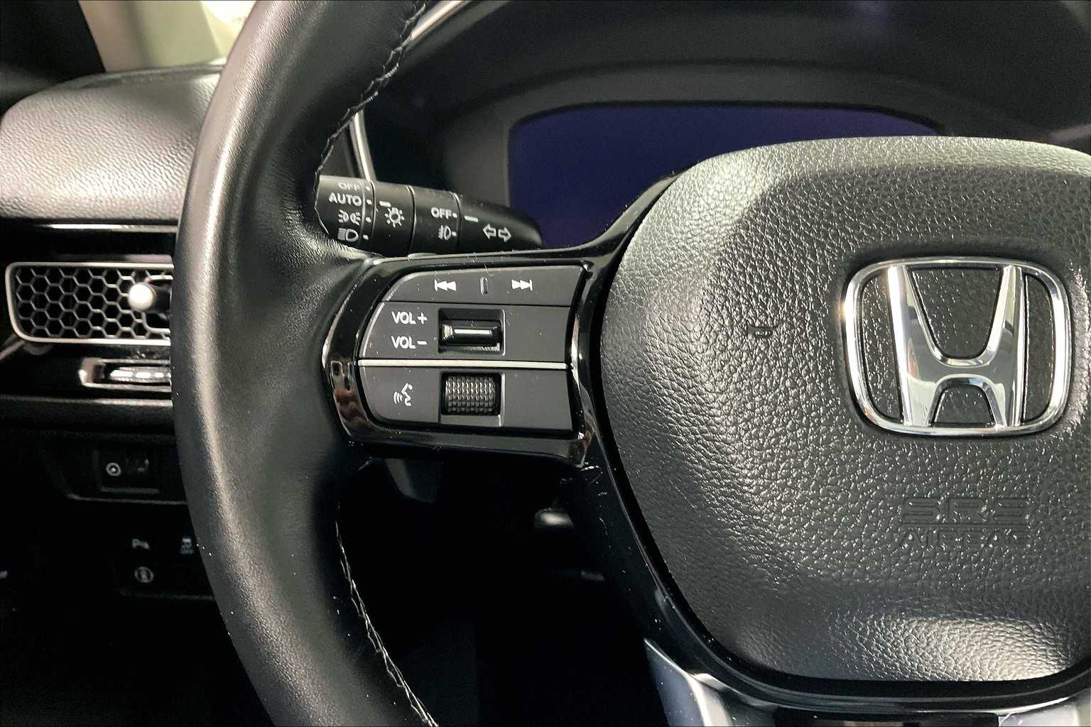 2022 Honda Civic Touring - Photo 23