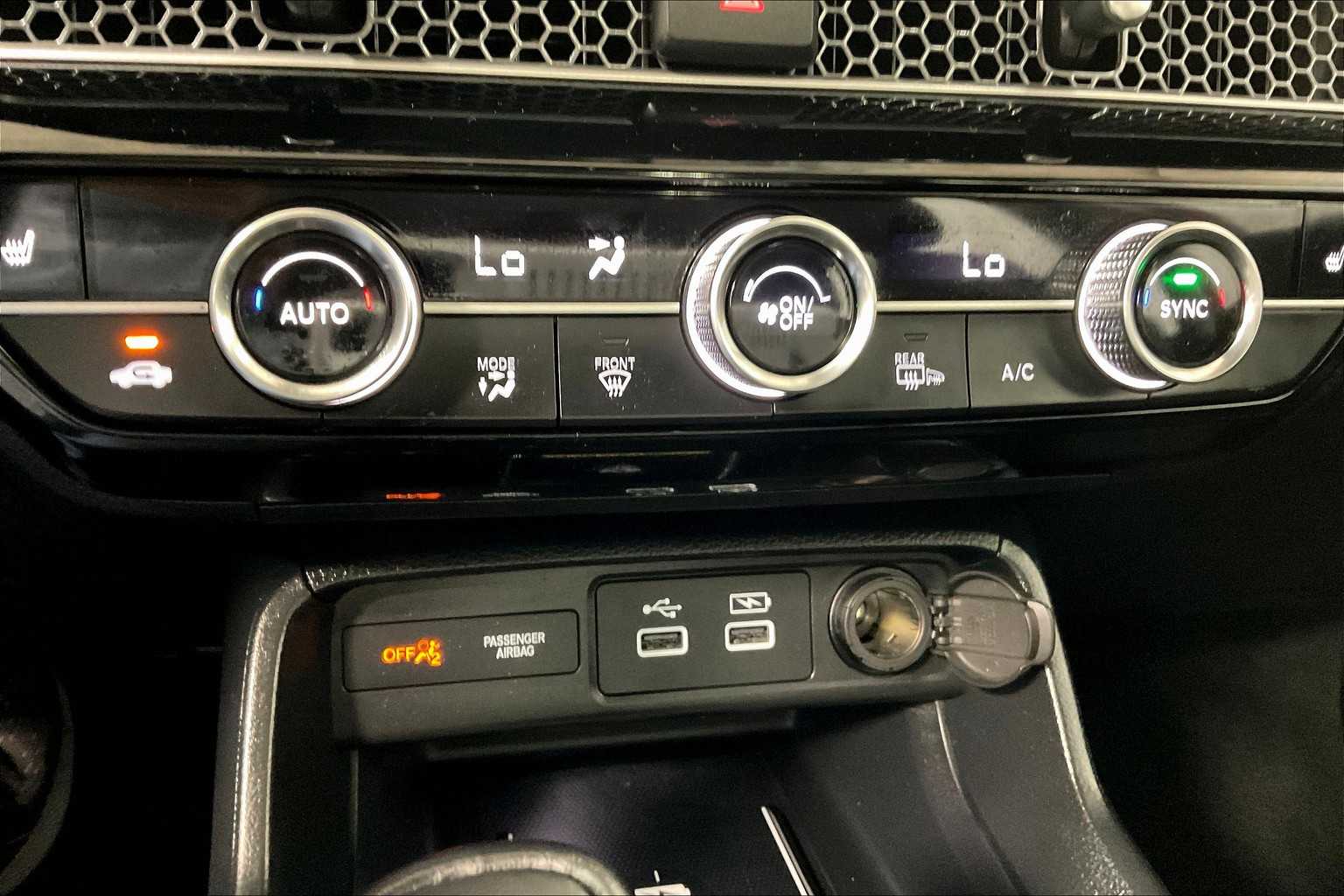 2022 Honda Civic Touring - Photo 26