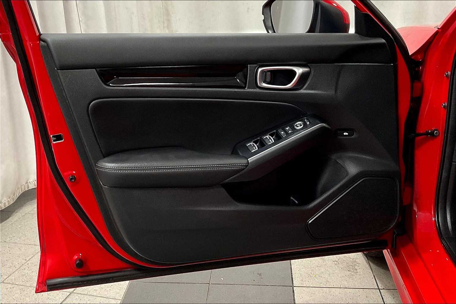 2022 Honda Civic Touring - Photo 9