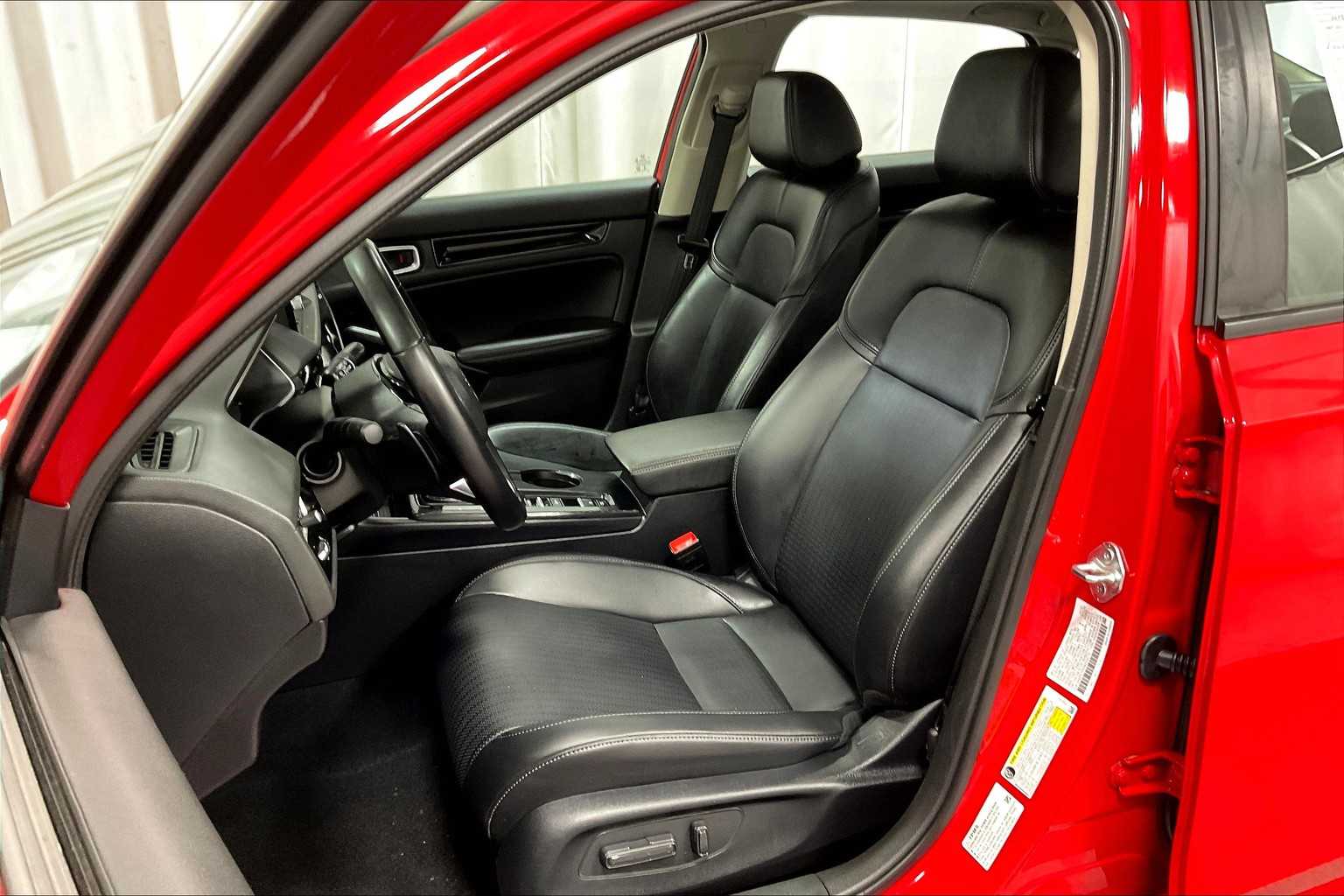 2022 Honda Civic Touring - Photo 10