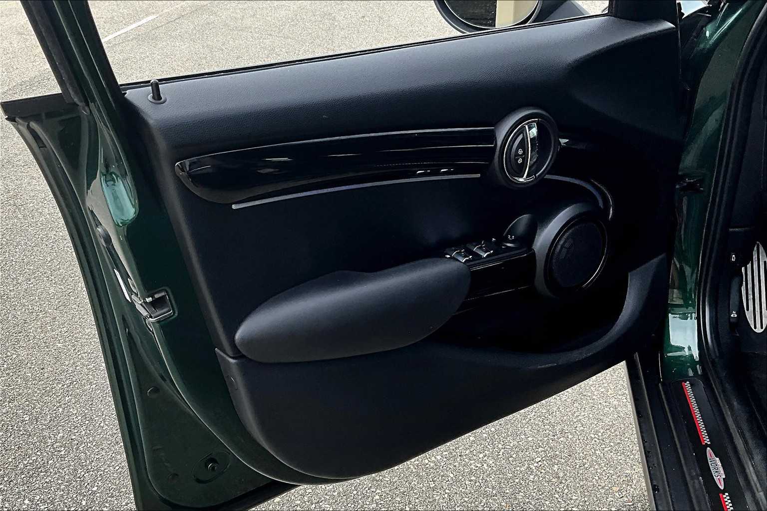 2017 MINI Hardtop 4 Door Cooper S - Photo 9