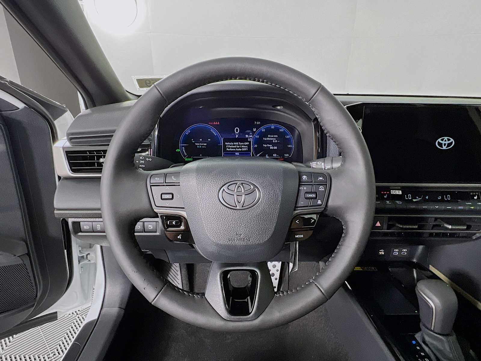 2026 Toyota Camry XSE - Photo 7