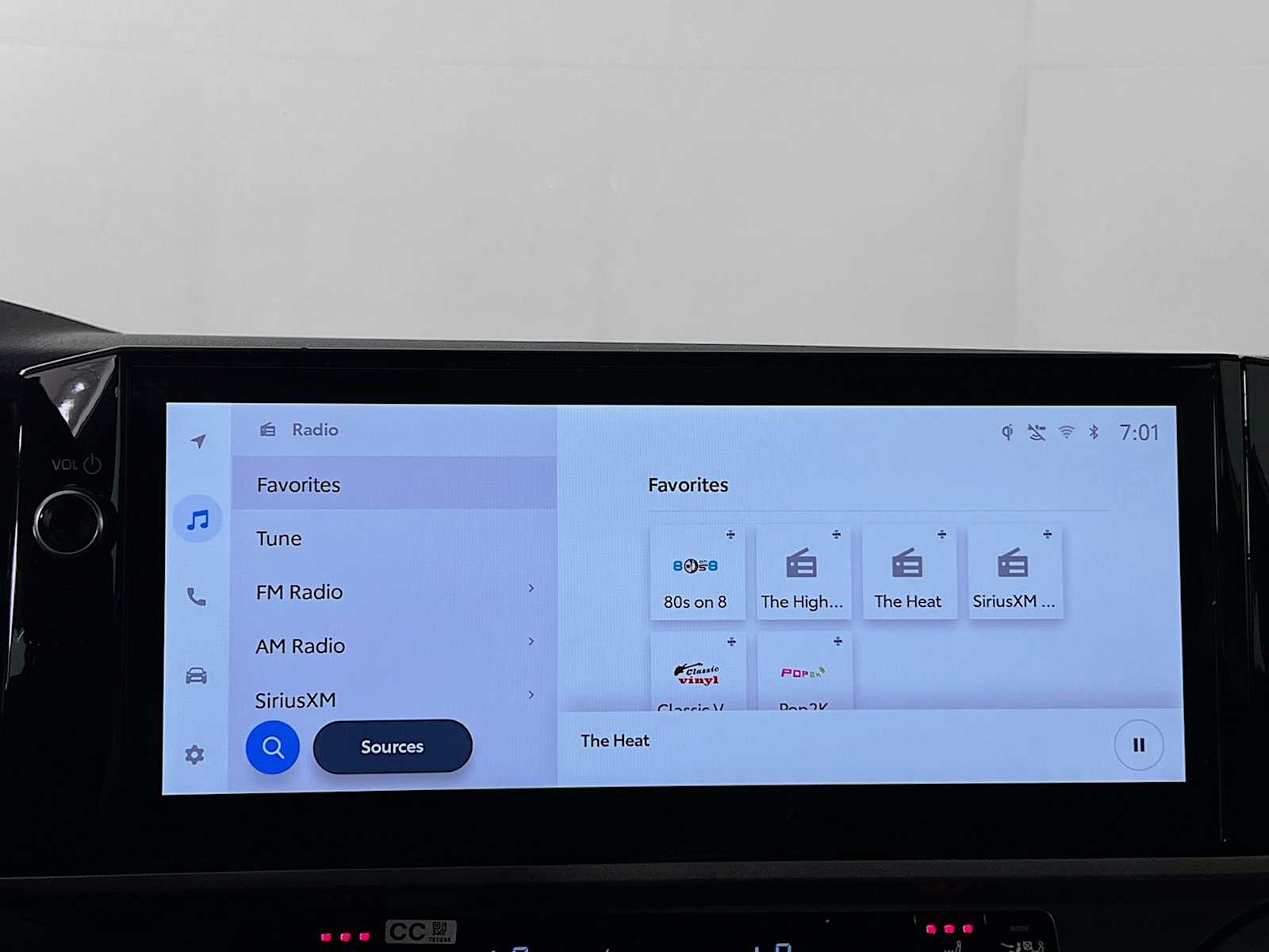 2026 Toyota Camry XSE - Photo 8