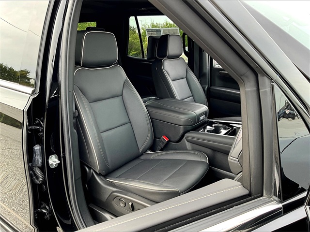 2025 Chevrolet Tahoe Premier - Photo 11