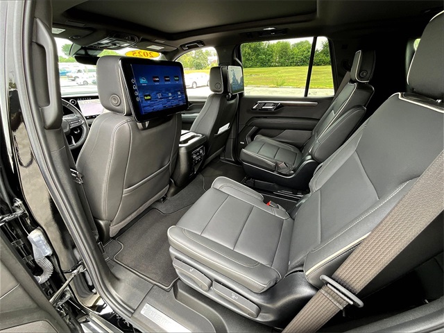 2025 Chevrolet Tahoe Premier - Photo 14
