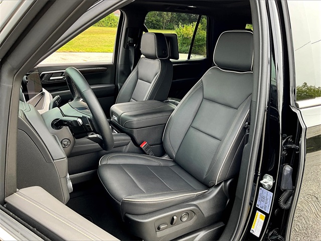 2025 Chevrolet Tahoe Premier - Photo 10