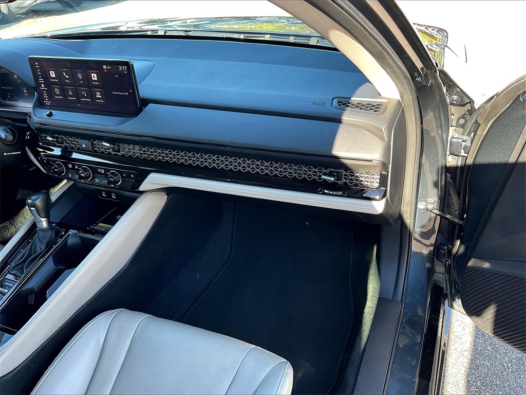 2023 Honda Accord Hybrid Touring - Photo 12