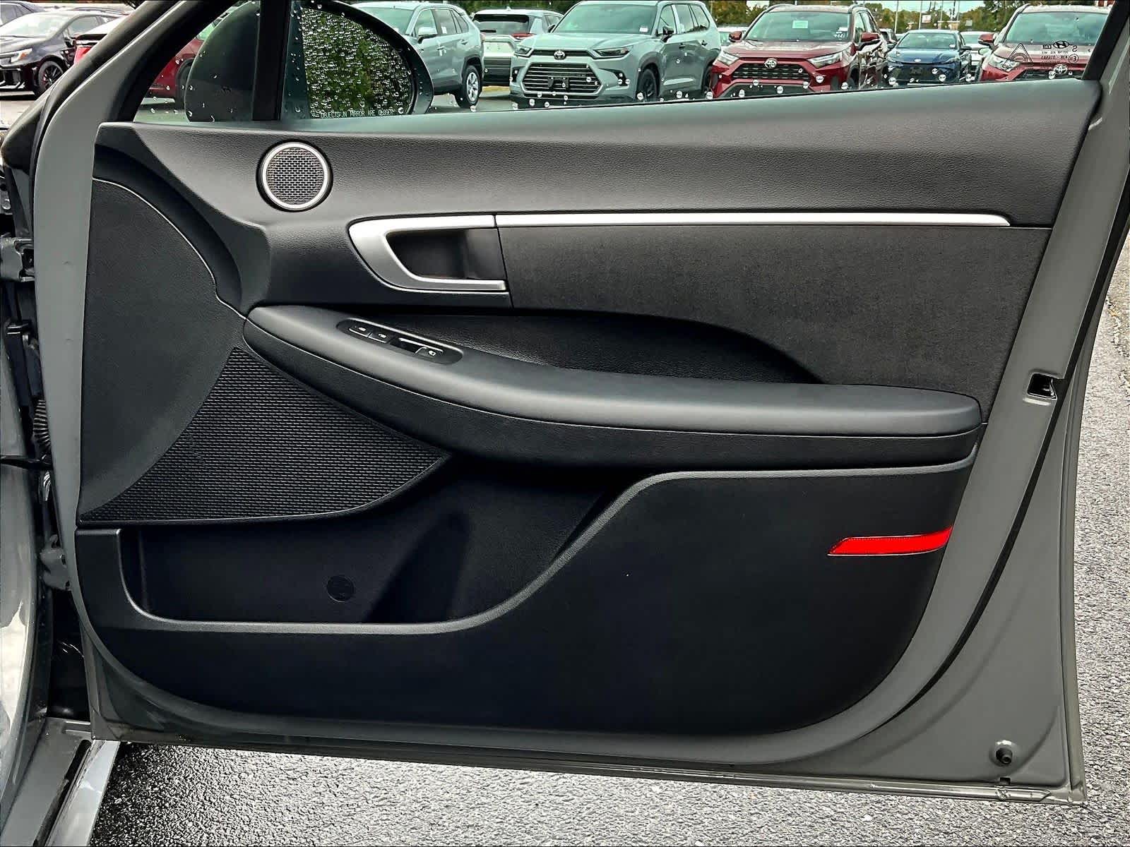 2022 Hyundai Sonata SE - Photo 12