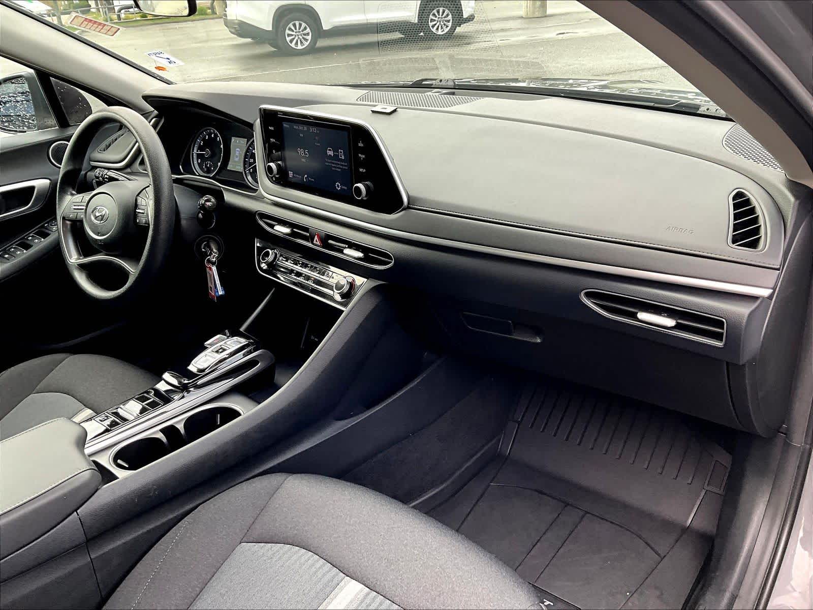 2022 Hyundai Sonata SE - Photo 14