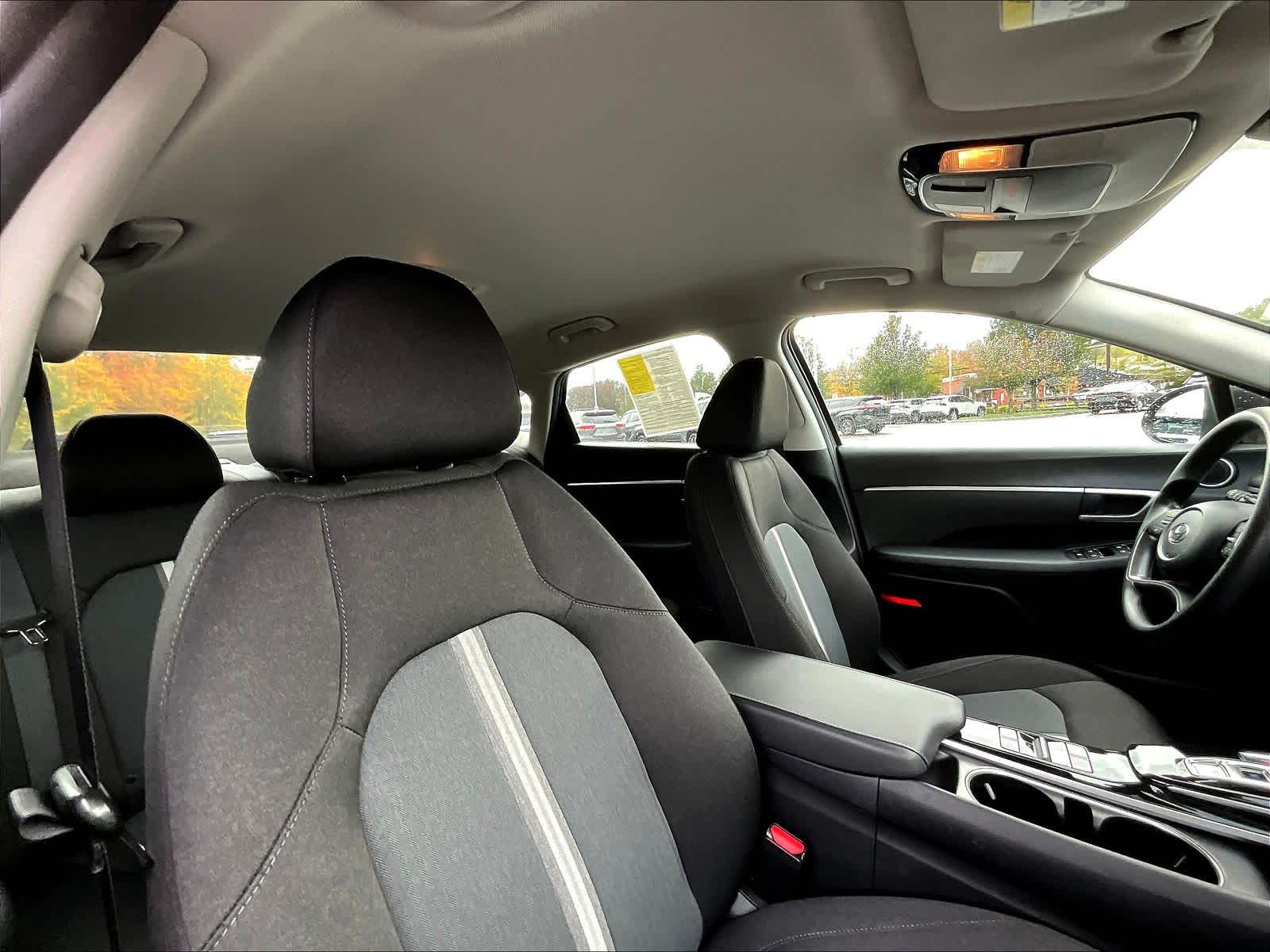 2022 Hyundai Sonata SE - Photo 22