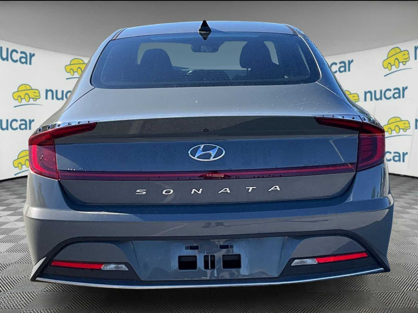 2022 Hyundai Sonata SE - Photo 3