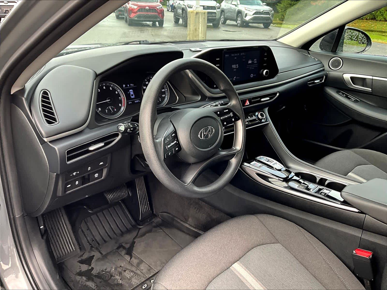 2022 Hyundai Sonata SE - Photo 8