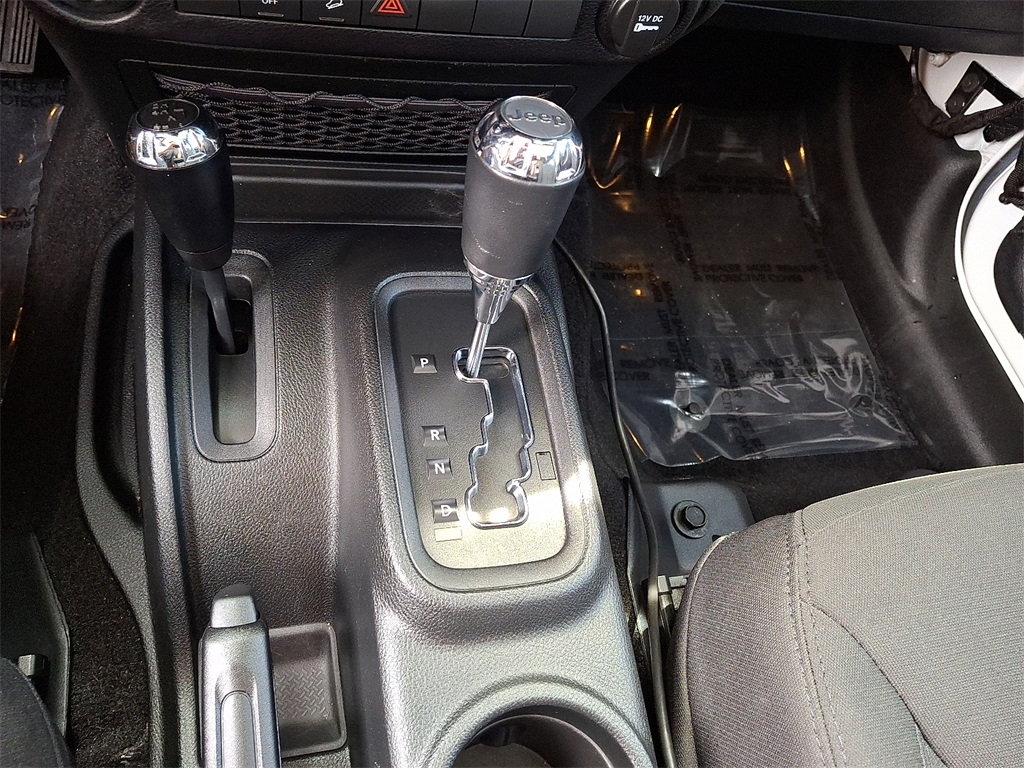 2016 Jeep Wrangler Unlimited Sport - Photo 15