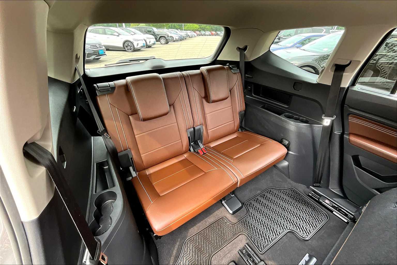 2023 Volkswagen Atlas 3.6L V6 SE w/Technology - Photo 17