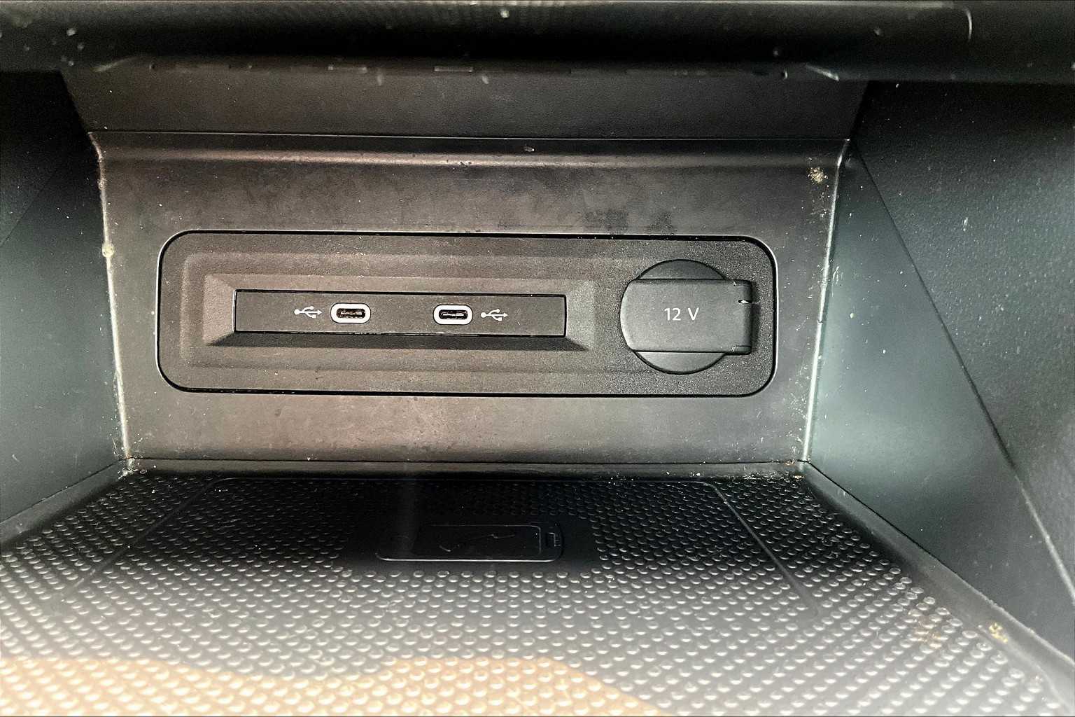 2023 Volkswagen Atlas 3.6L V6 SE w/Technology - Photo 26