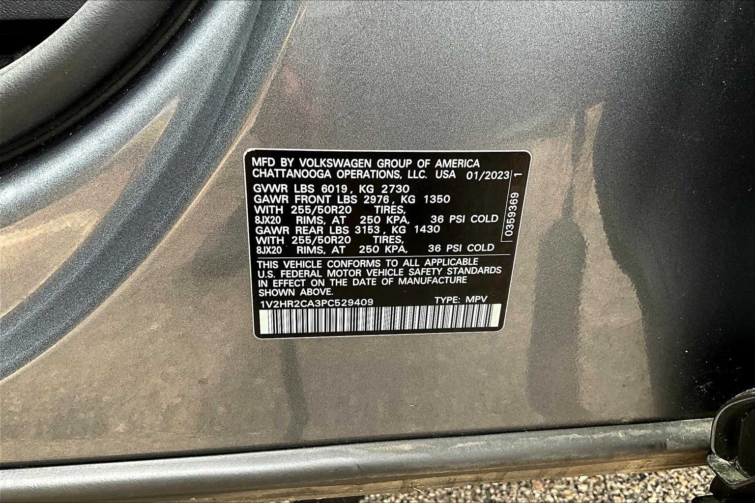 2023 Volkswagen Atlas 3.6L V6 SE w/Technology - Photo 35