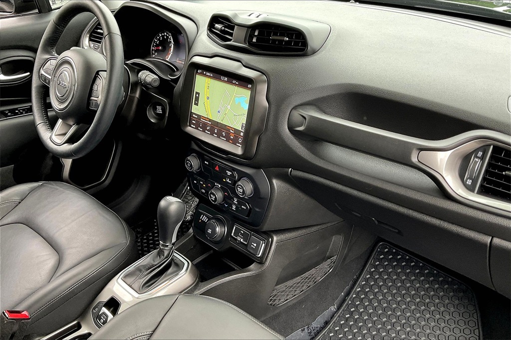 2022 Jeep Renegade Limited - Photo 13