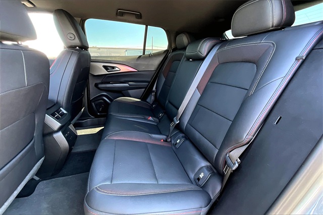 2025 Chevrolet Equinox EV RS - Photo 14