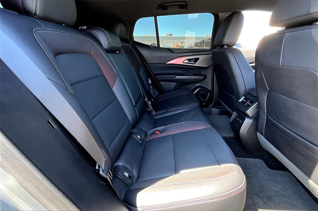 2025 Chevrolet Equinox EV RS - Photo 15