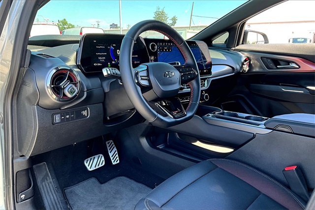 2025 Chevrolet Equinox EV RS - Photo 8