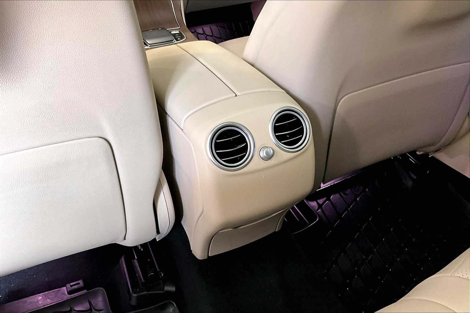 2021 Mercedes-Benz GLC GLC 300 - Photo 29