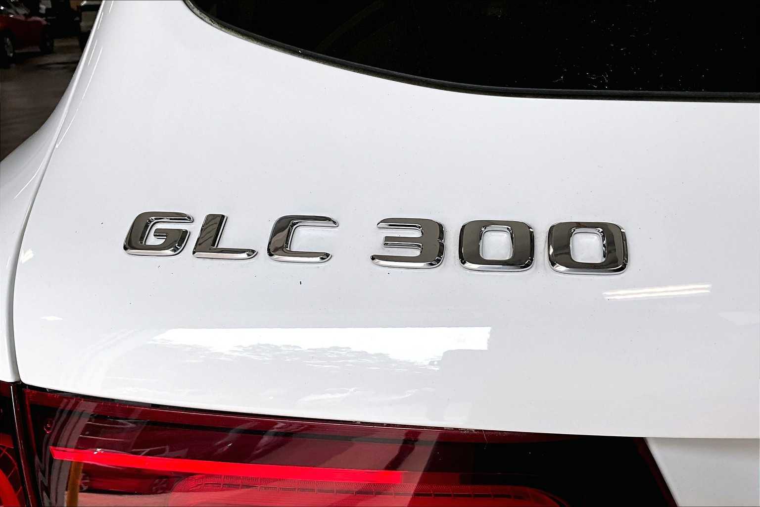 2021 Mercedes-Benz GLC GLC 300 - Photo 30