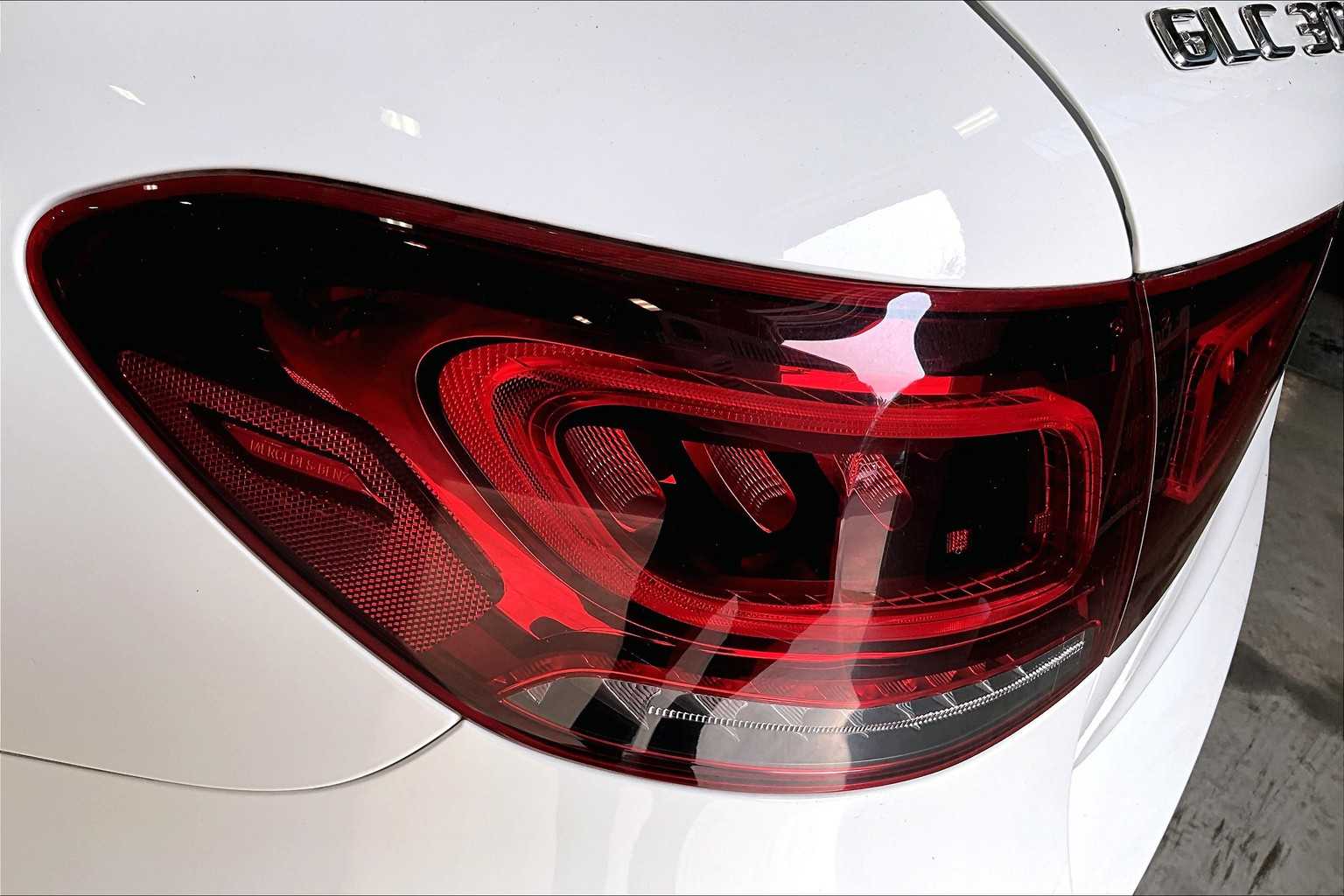2021 Mercedes-Benz GLC GLC 300 - Photo 35