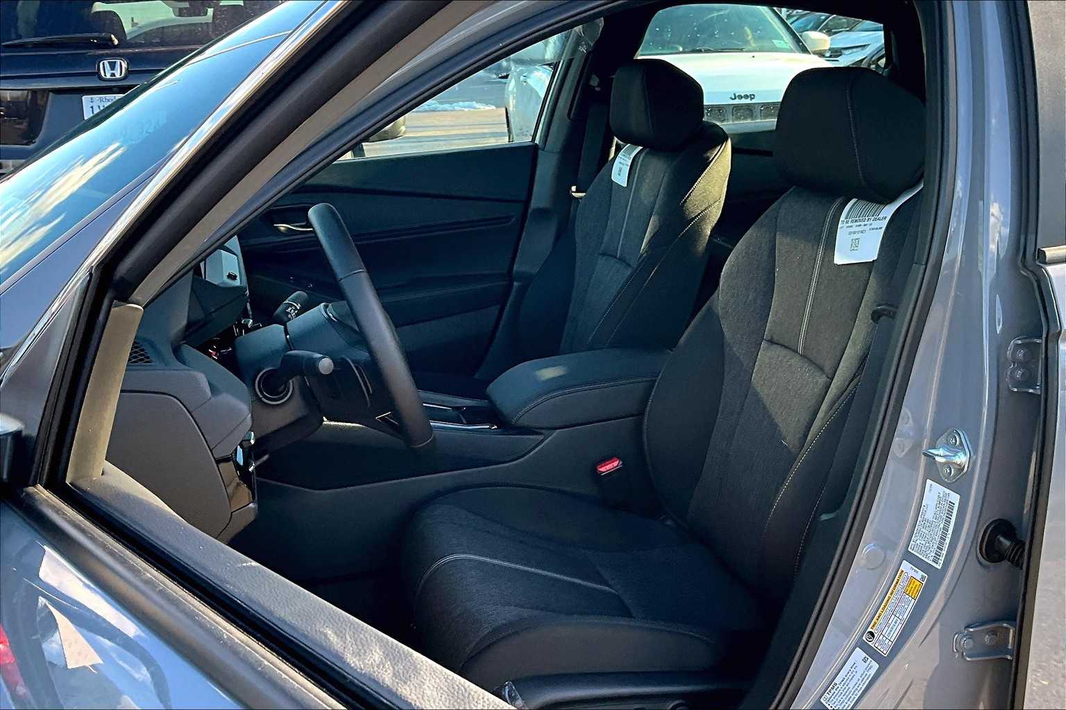 2025 Honda Accord Hybrid Sport - Photo 11