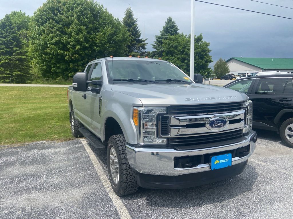 2017 Ford F-250SD XL - Photo 1