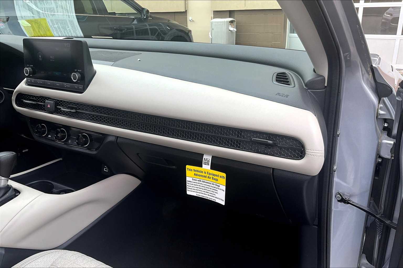 2023 Honda HR-V LX - Photo 13