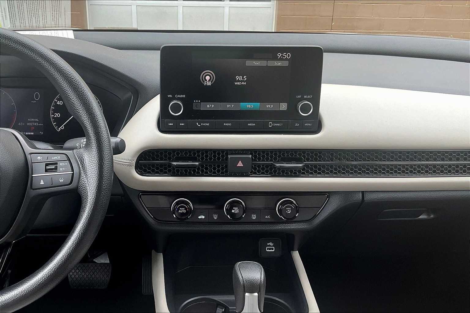 2023 Honda HR-V LX - Photo 18