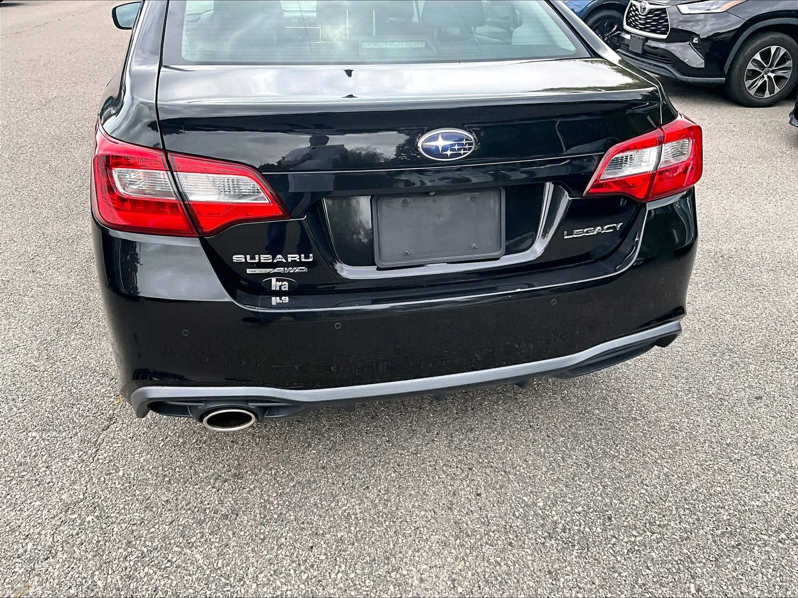2018 Subaru Legacy Limited - Photo 7
