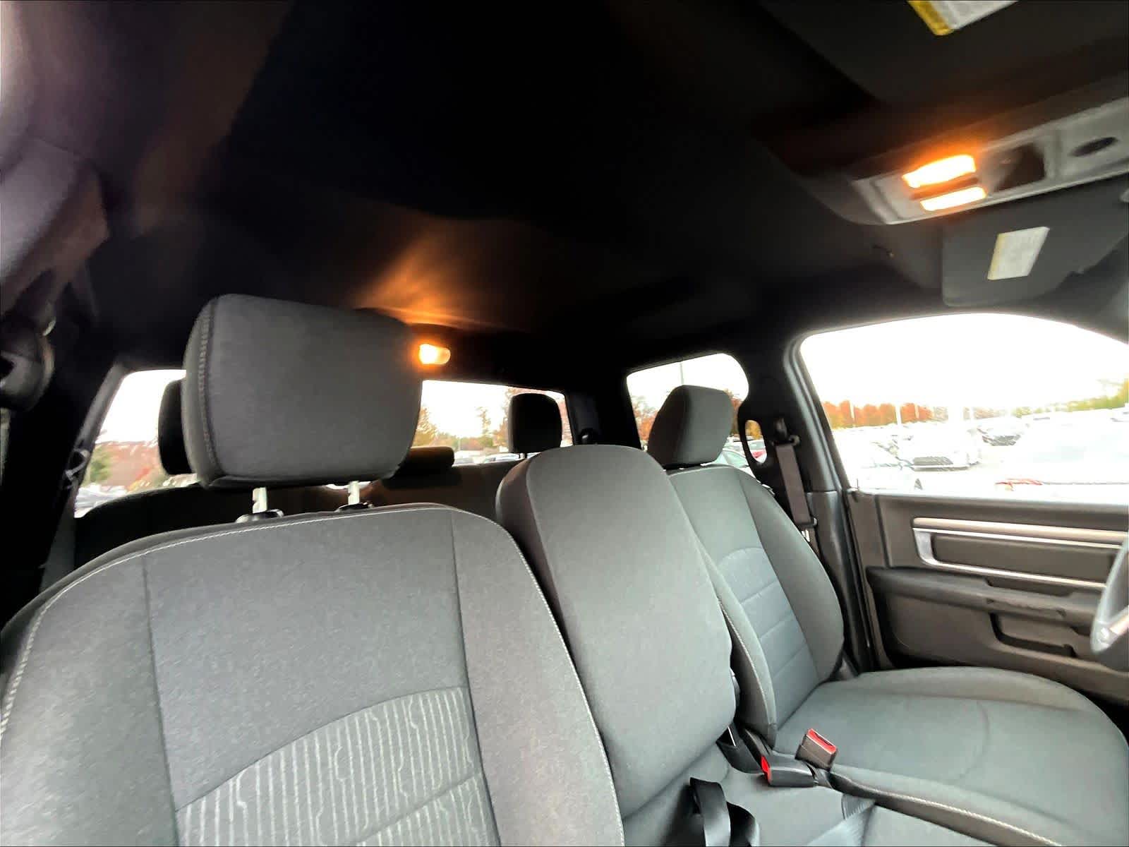 2022 Ram 1500 Classic Warlock - Photo 22