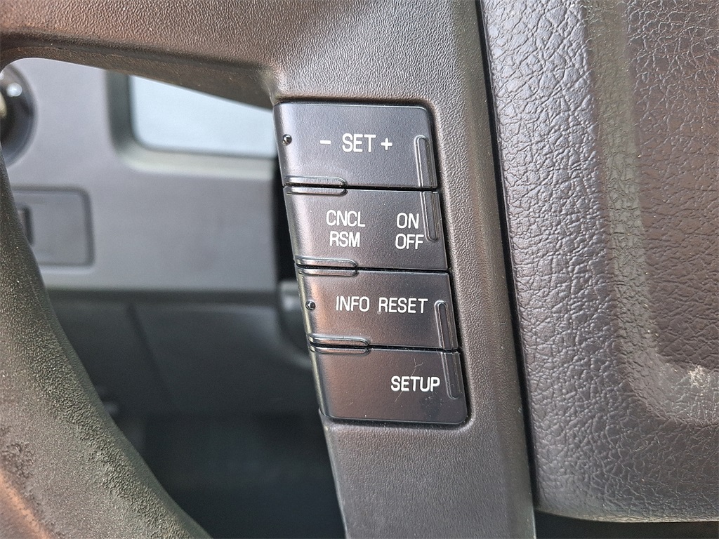2014 Ford F-150 STX - Photo 18