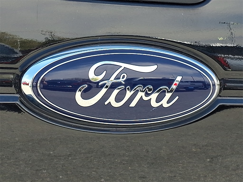 2014 Ford F-150 STX - Photo 28