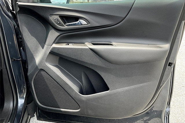 2022 Chevrolet Equinox LT - Photo 12