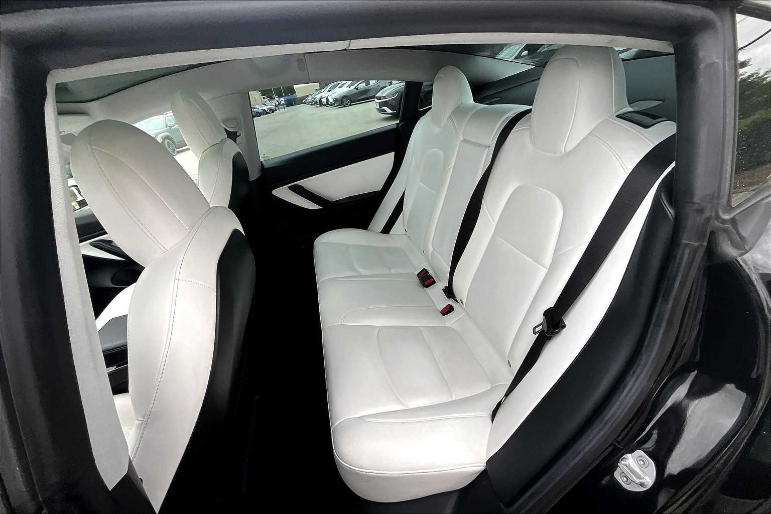2020 Tesla Model 3 Standard Range Plus - Photo 15