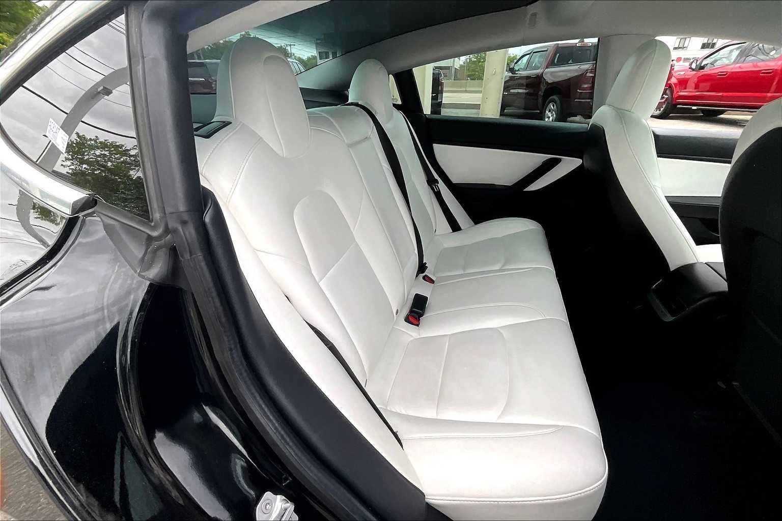 2020 Tesla Model 3 Standard Range Plus - Photo 16