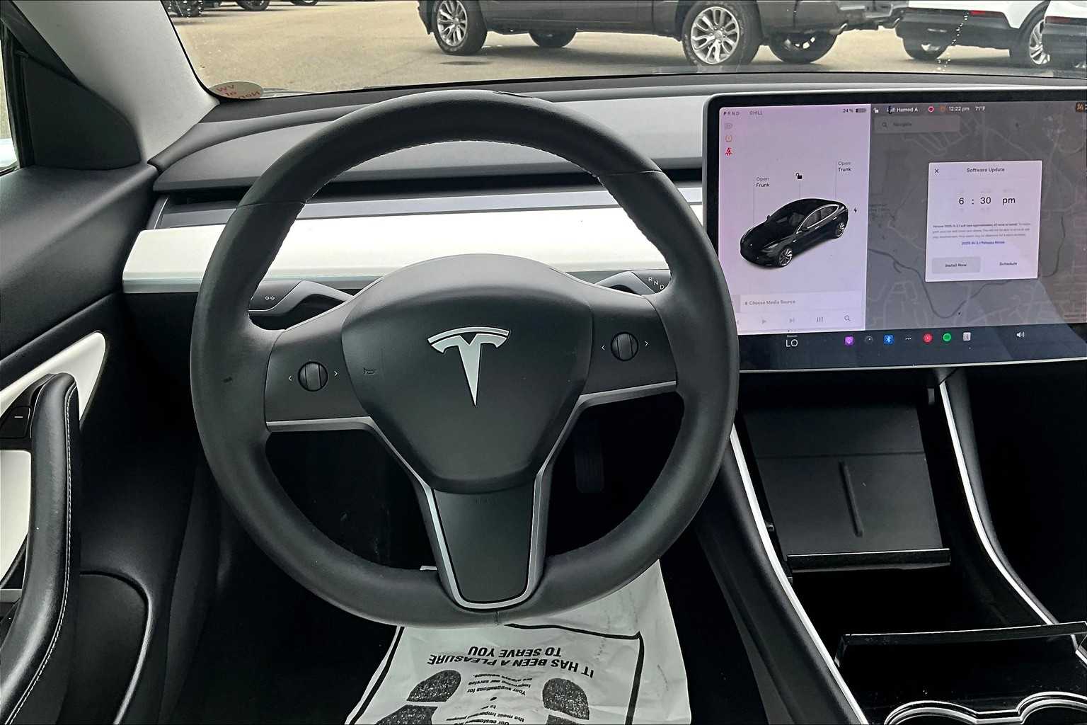 2020 Tesla Model 3 Standard Range Plus - Photo 17