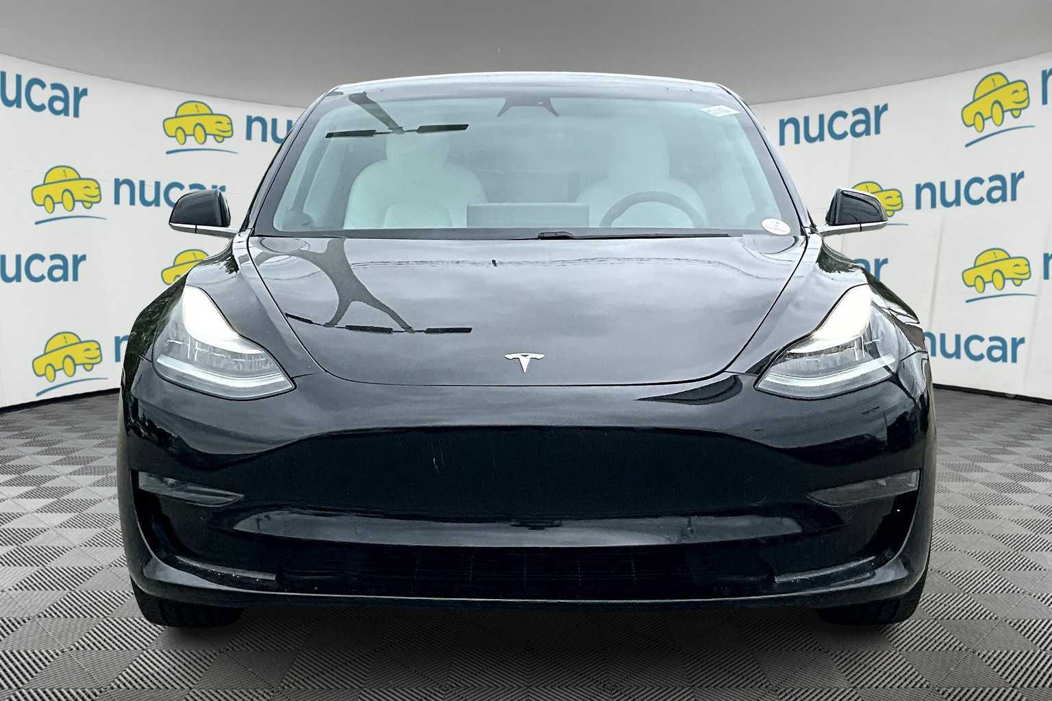 2020 Tesla Model 3 Standard Range Plus - Photo 2